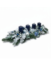 Adwentowy stroik na stół niebieski ze świecami 